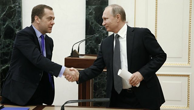 Медведев обсудил с Путиным текущие дела перед съездом «Единой России»